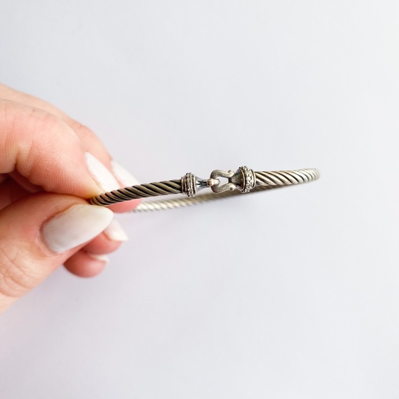 David Yurman Cable Buckle Bracelet w Diamonds - Picture 4 of 8